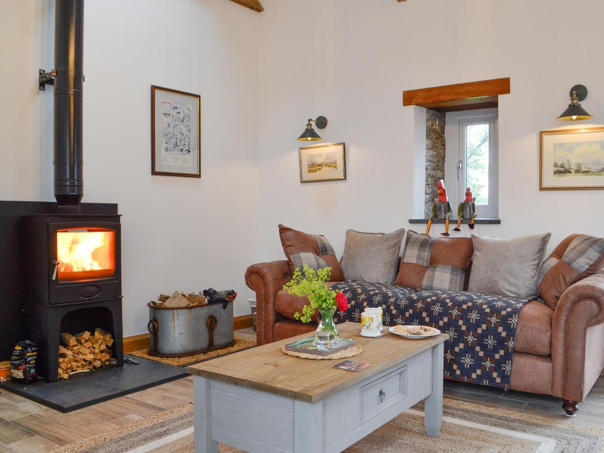 Sgubor Llwyndu Villa Betws  Kültér fotó