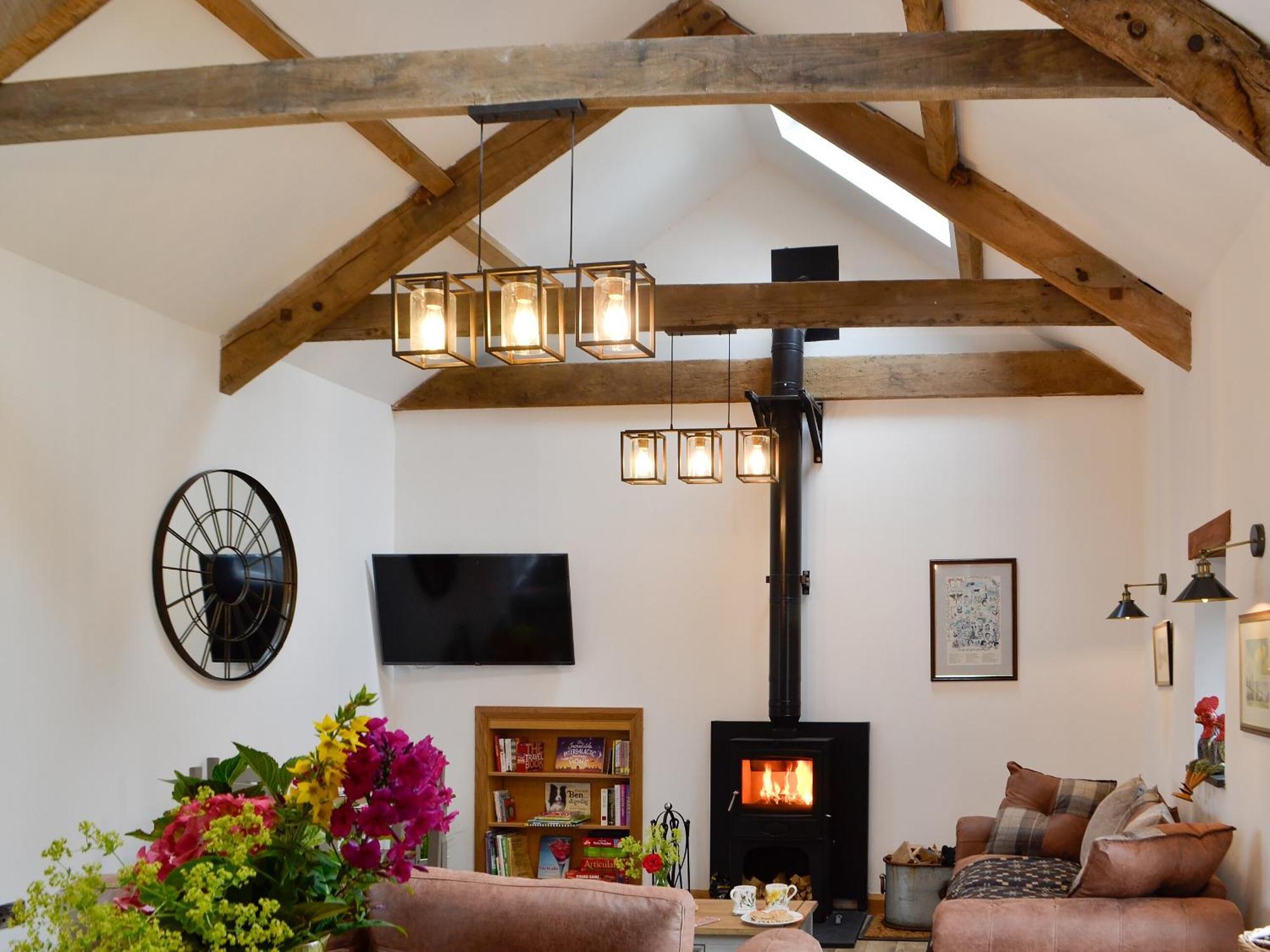 Sgubor Llwyndu Villa Betws  Kültér fotó